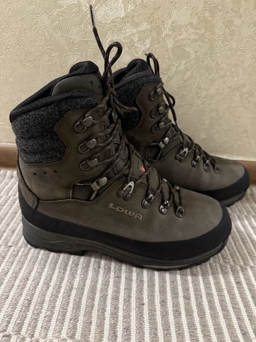Черевики зимові "LOWA® TIBET EVO 400 GTX