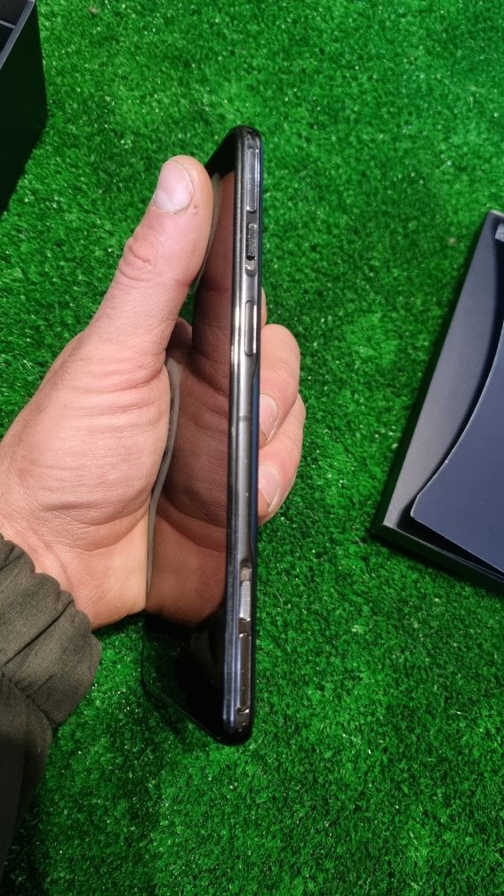 Black shark 5 pro. 8/128Gb
