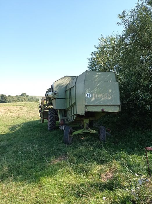 Комбайн Claas Consul