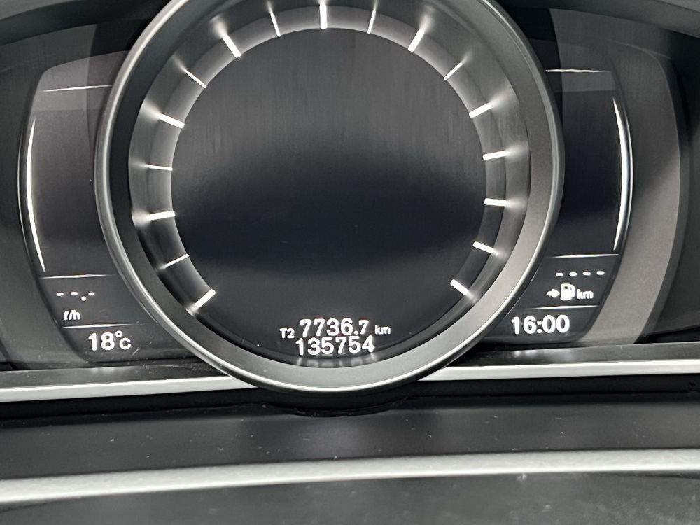 Sprzedam Volvo V40 T3 R-Desing