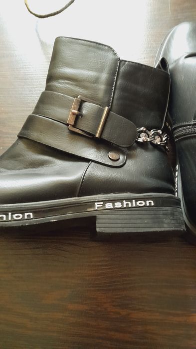 Полусапожки детские. Размер 36