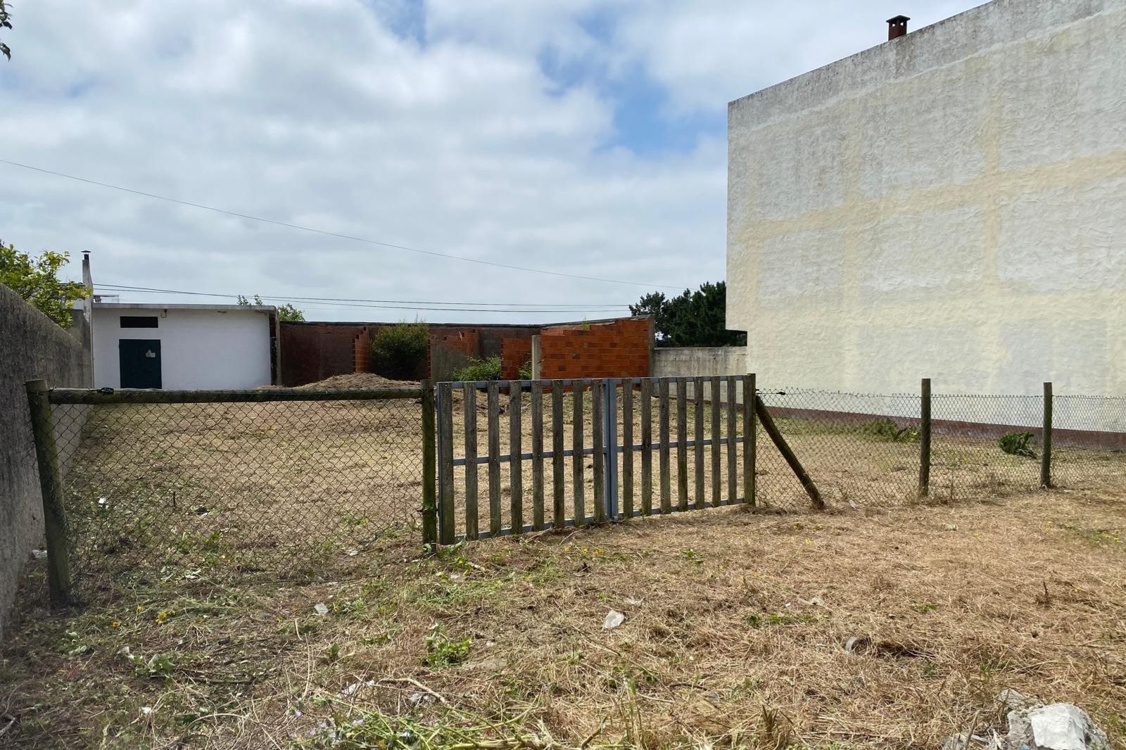 Terreno 700m2 para construção em Marinha grande