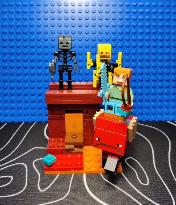 Lego Minecraft 21266