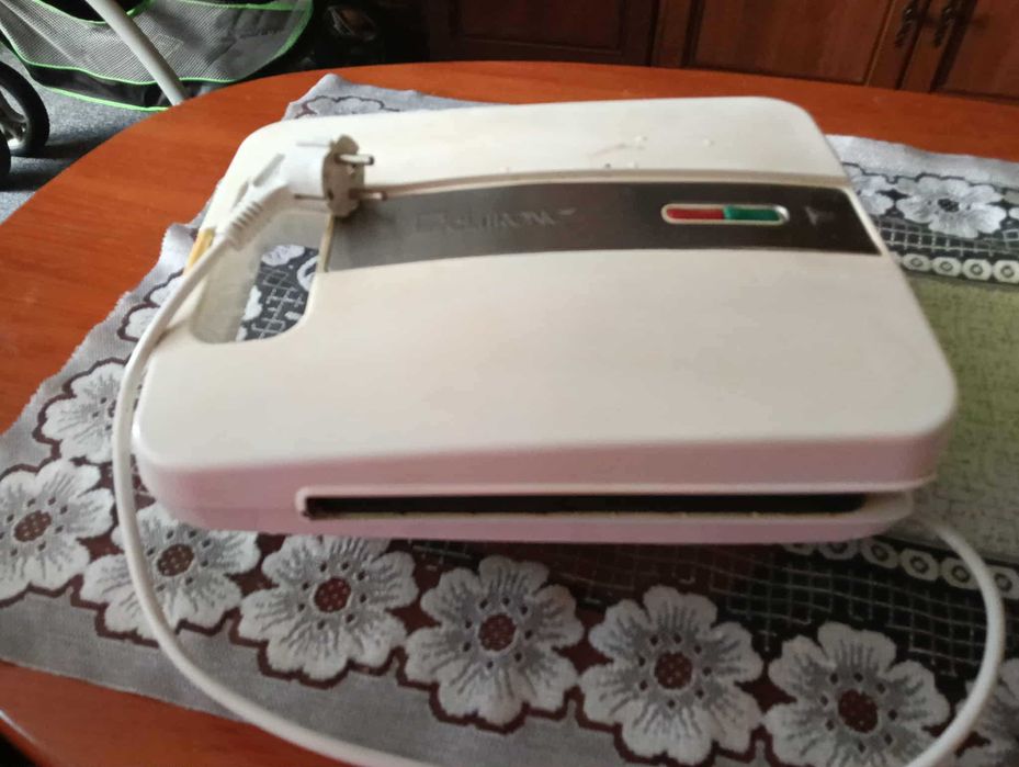 Opiekacz do kanapek 4sztuki