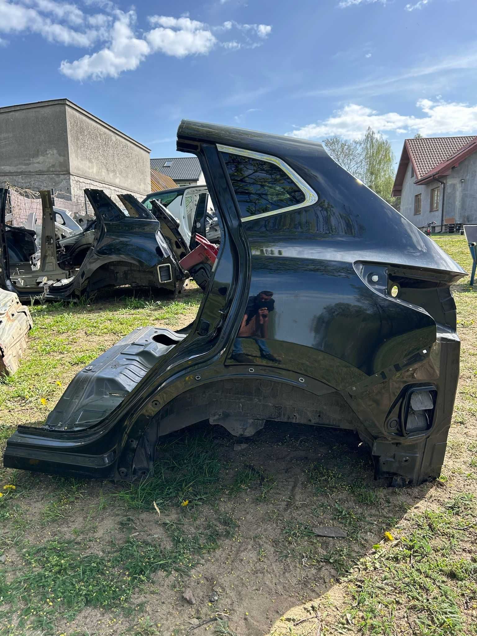 Ćwiartka wanna pas tylny błotniki Nissan Qashqai II J11 Z11G
