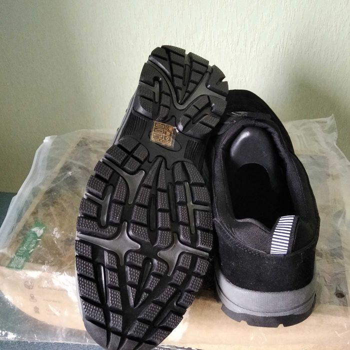 Чоловічі черевики легкі нові Китай