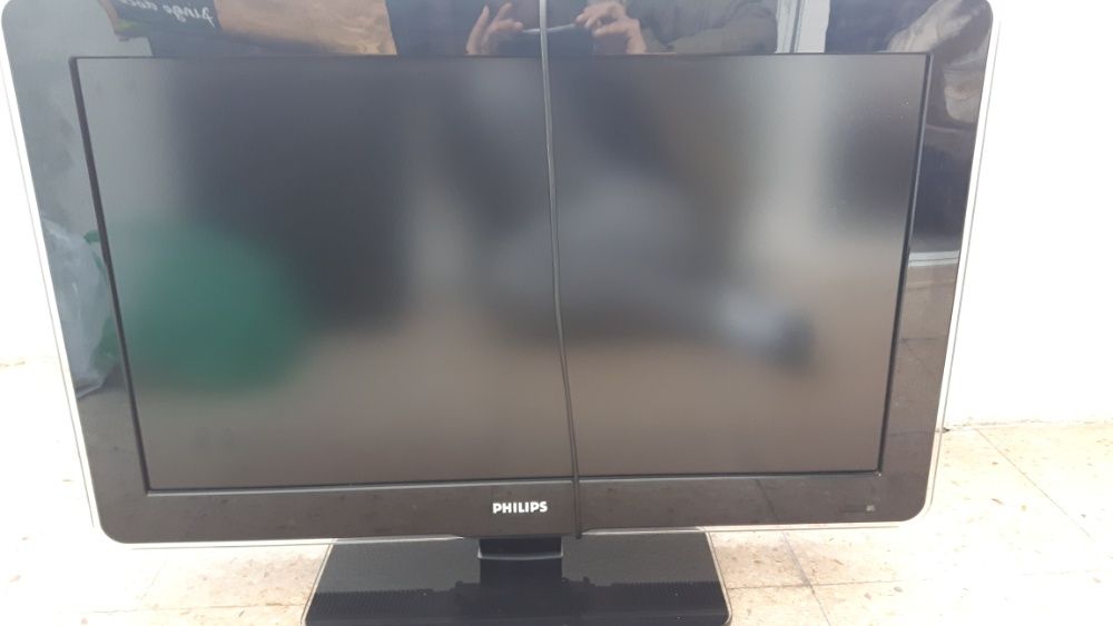 TV LCD Philips 90€