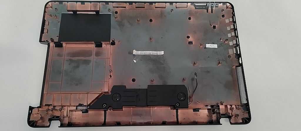 Obudowa Dolna   z głośnikami Asus X751L X751M F751L F751M x751