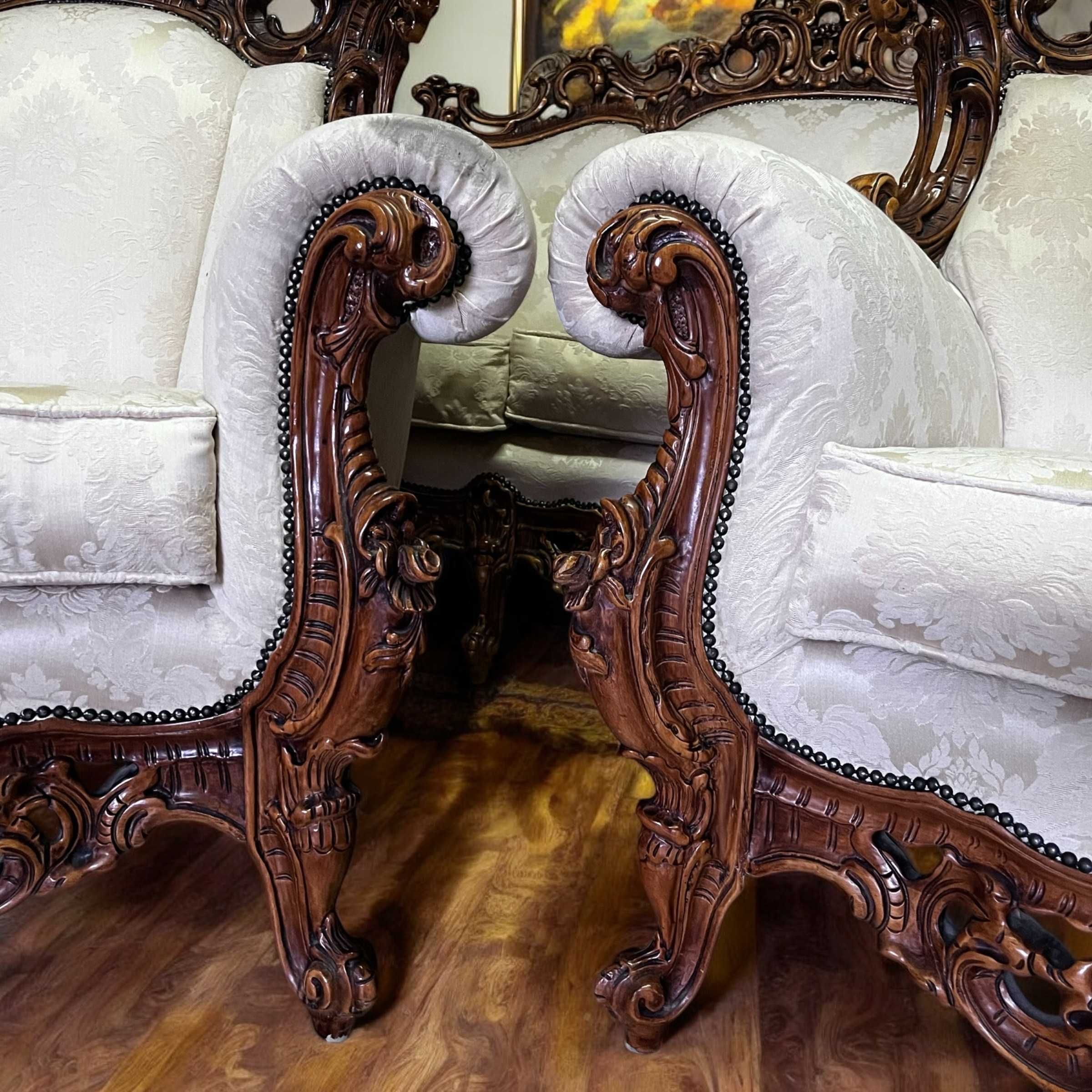 Rzeźbiony Zestaw Wypoczynkowy Sofa i 2 fotele Włoski