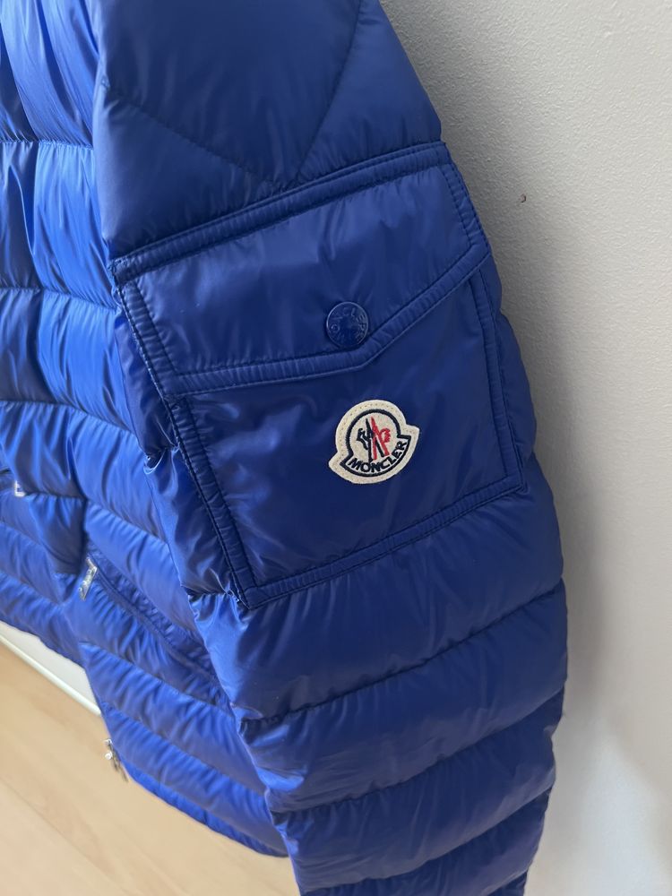 Kurtka Moncler Agay Rozmiar 4 (L/XL)