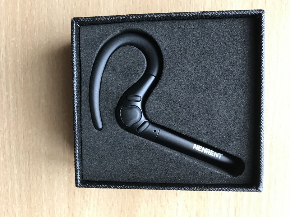 Продам гарнитуру Bluetooth