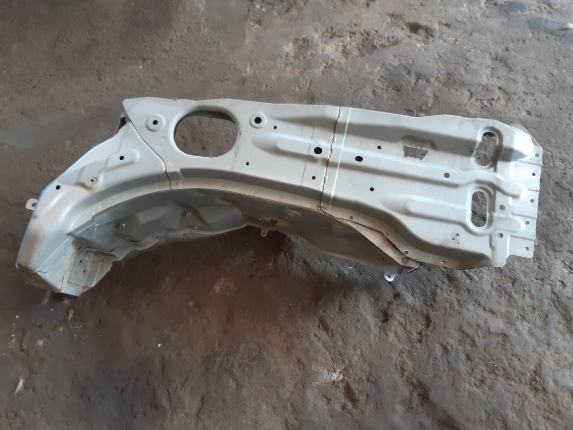 Nadkole fartuch pathfinder navara
