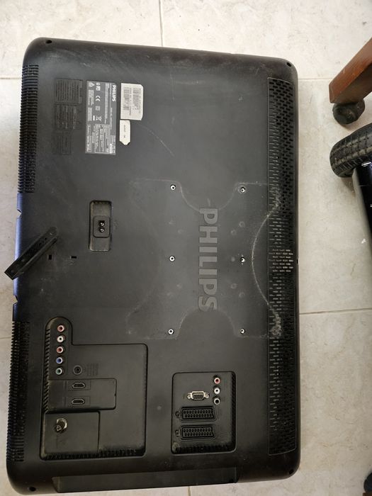 TV Philips 26PFL5604H/12 para peças