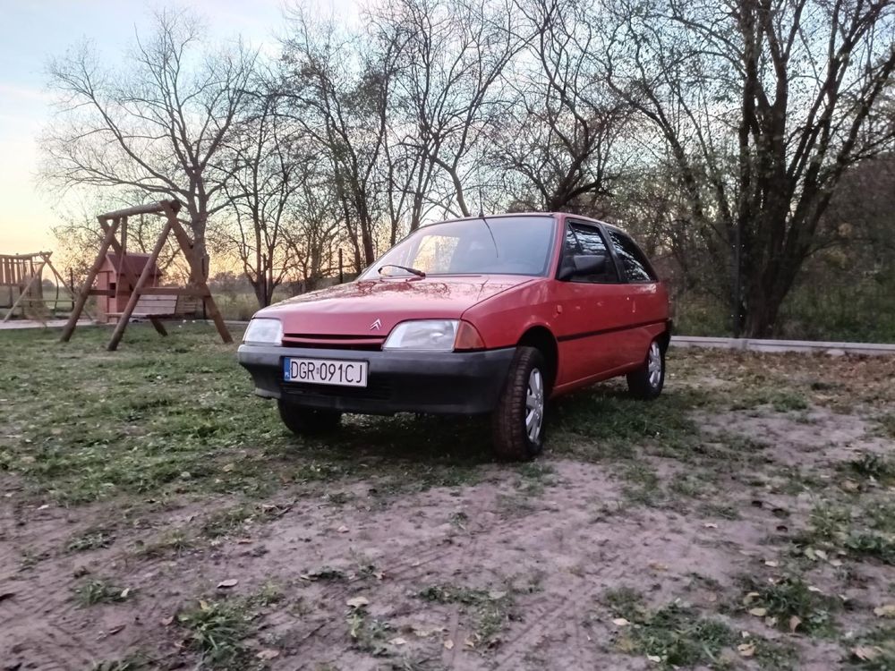 Citroen AX, czerwona cytryna