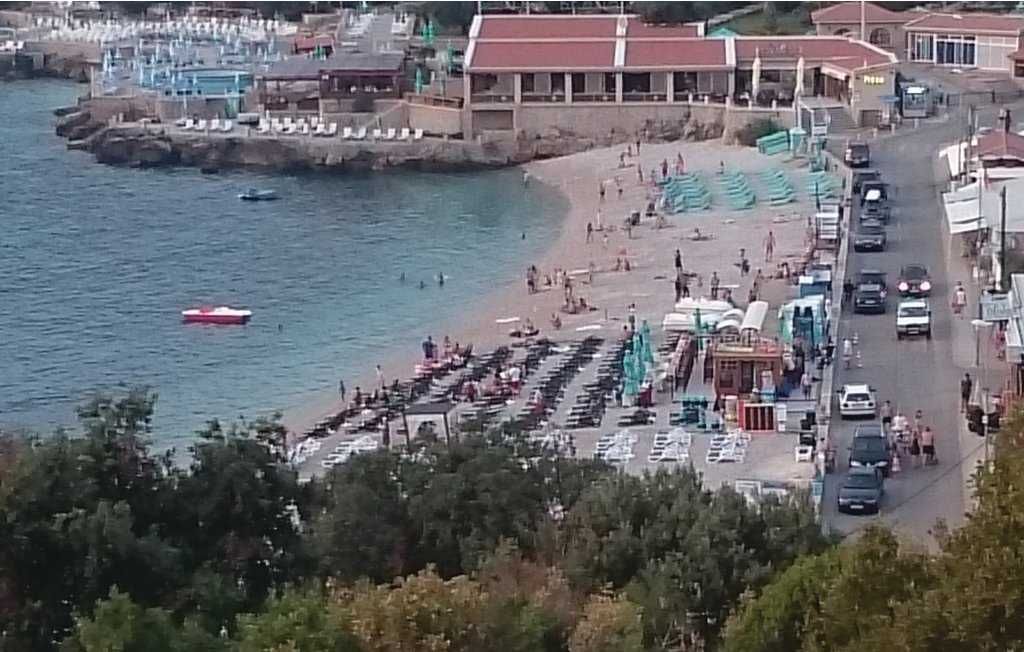 Wakacje, Czarnogóra, apartament dla 8 osób, blisko plaży