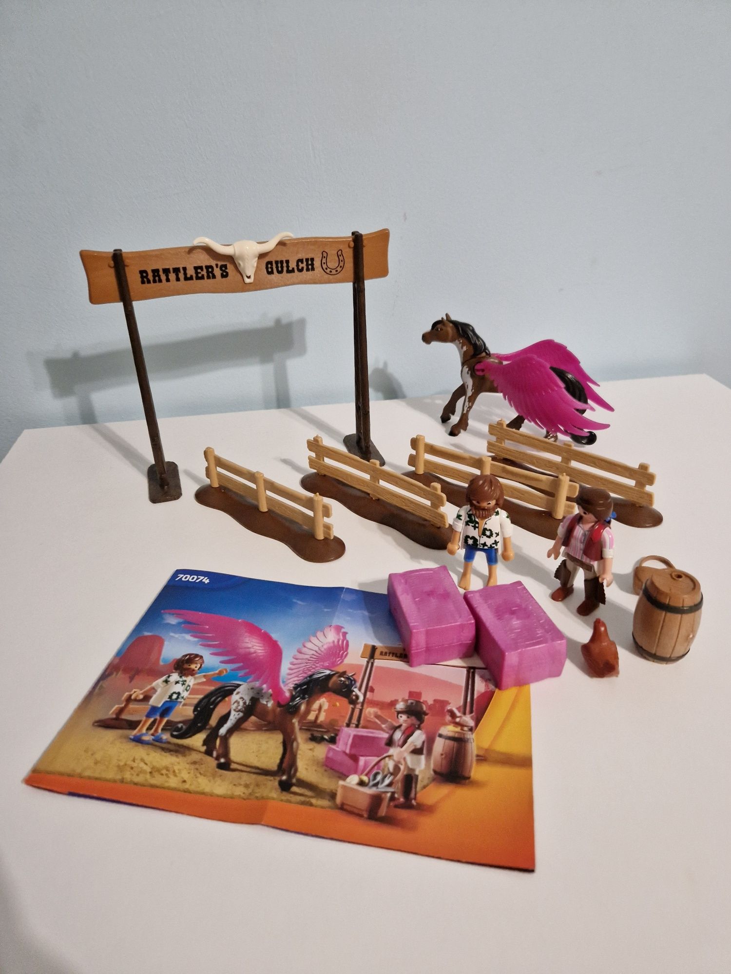 Klocki Playmobil 70074. Del i Skrzydlaty Koń.