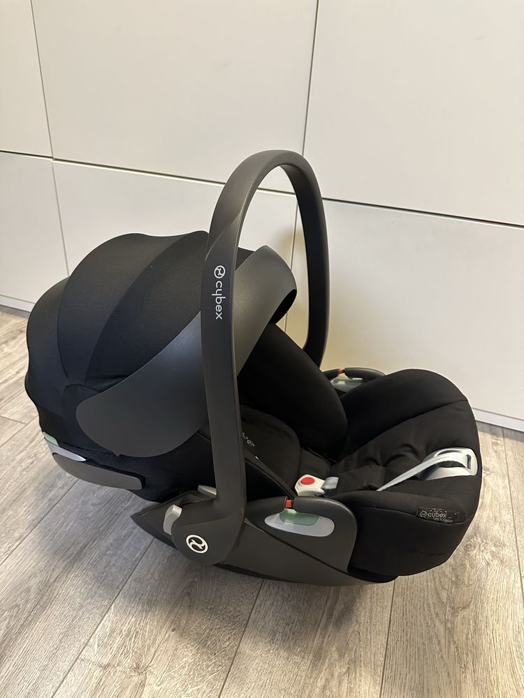 Продам автокрісло Cybex