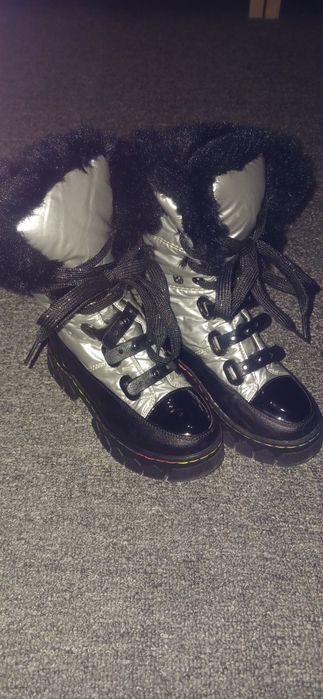 Зимові чобітки для дівчинки