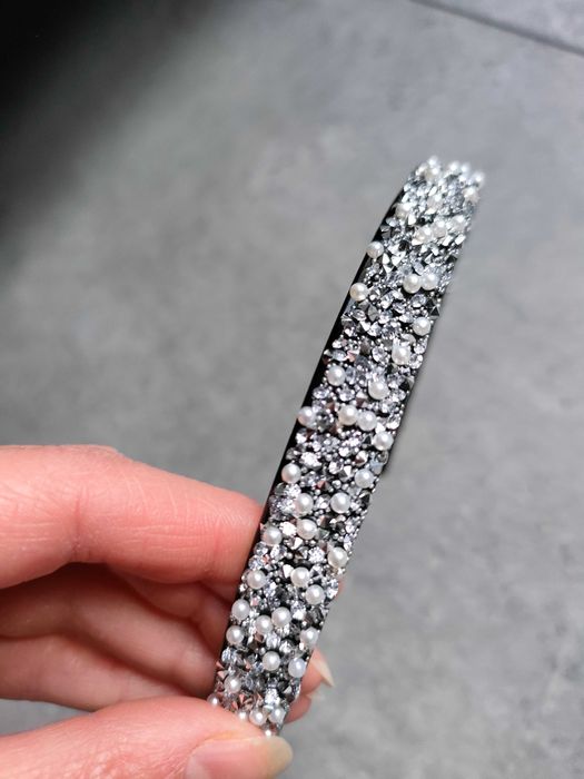 Nowa opaska do włosów bogato zdobiona srebrna