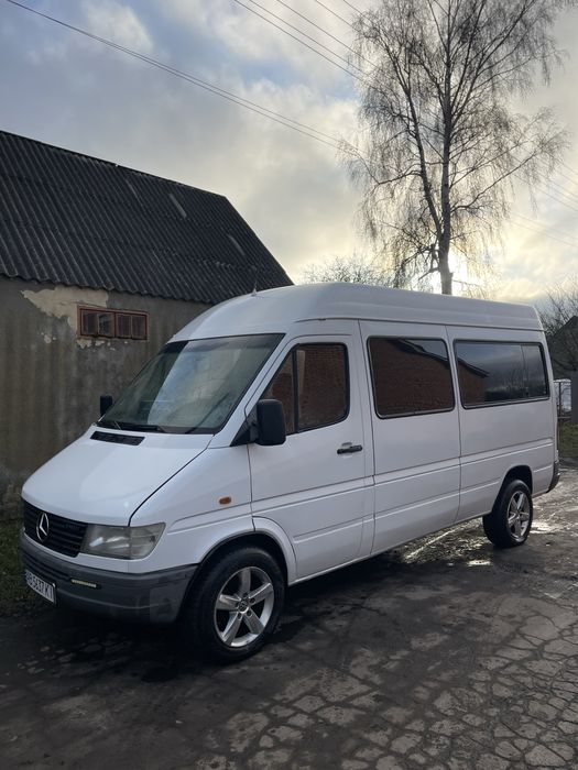 Продам Mercedes Sprinter 2000 2.9 дизель