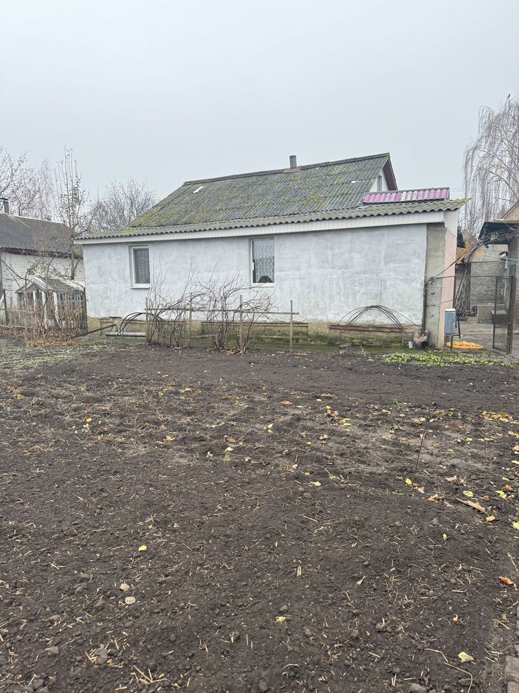 Продаж будинка в межах міста, Товстоліс