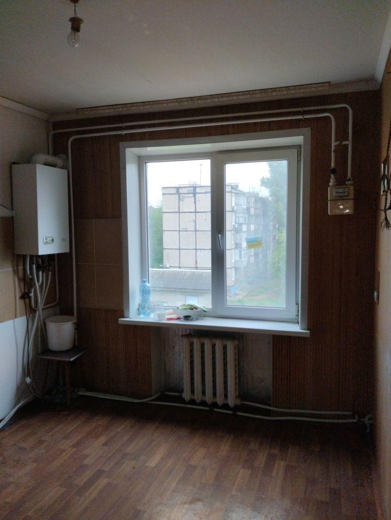 Продаж трикімнатної квартири