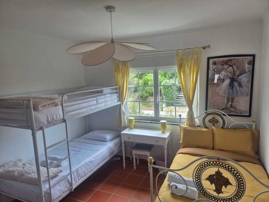 Apartamento T3 com vista para o mar num condomínio com piscina