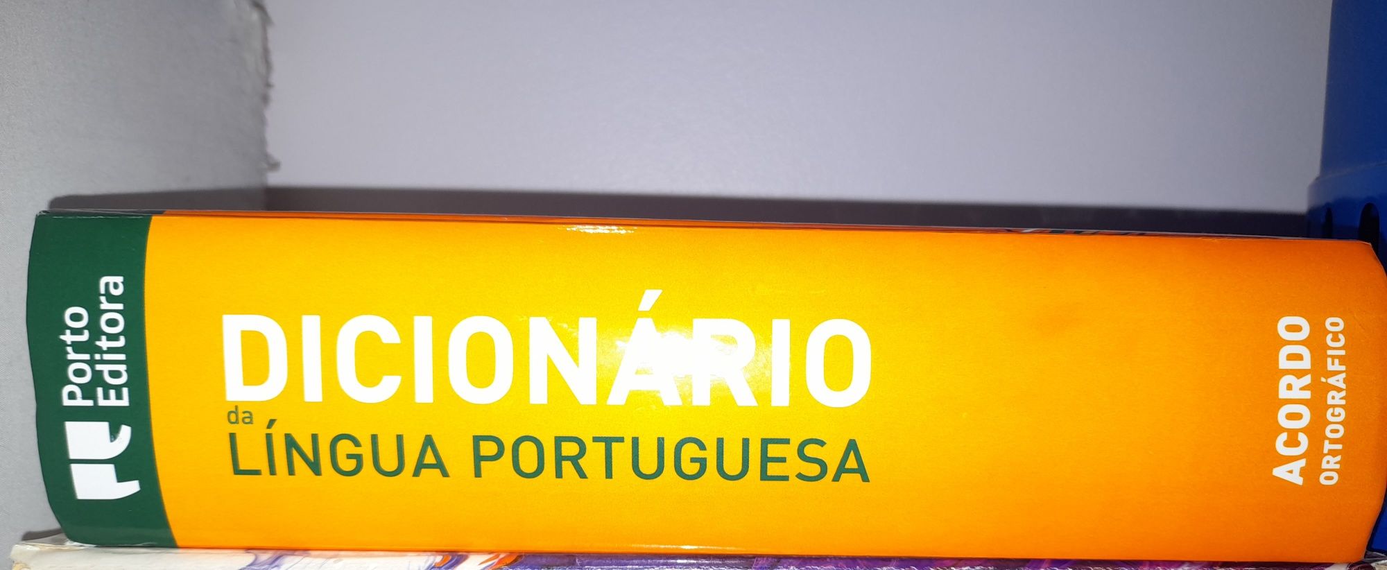 Dicionário Moderno Língua Portuguesa
Acordo Ortográfico