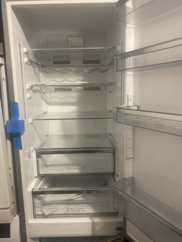 Frigorifico com congelador Sharp