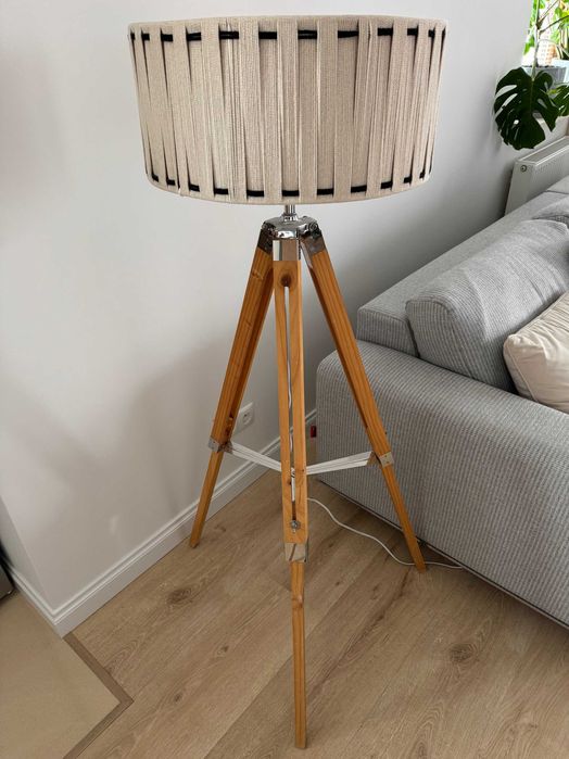 Lampa podłogowa drewniana + dodatkowy klosz GRATIS