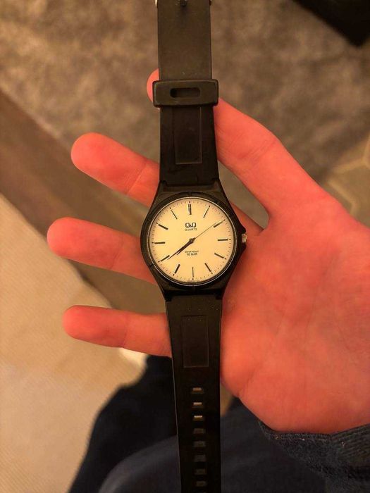 Чоловічий годинник Q&Q VR28J001Y