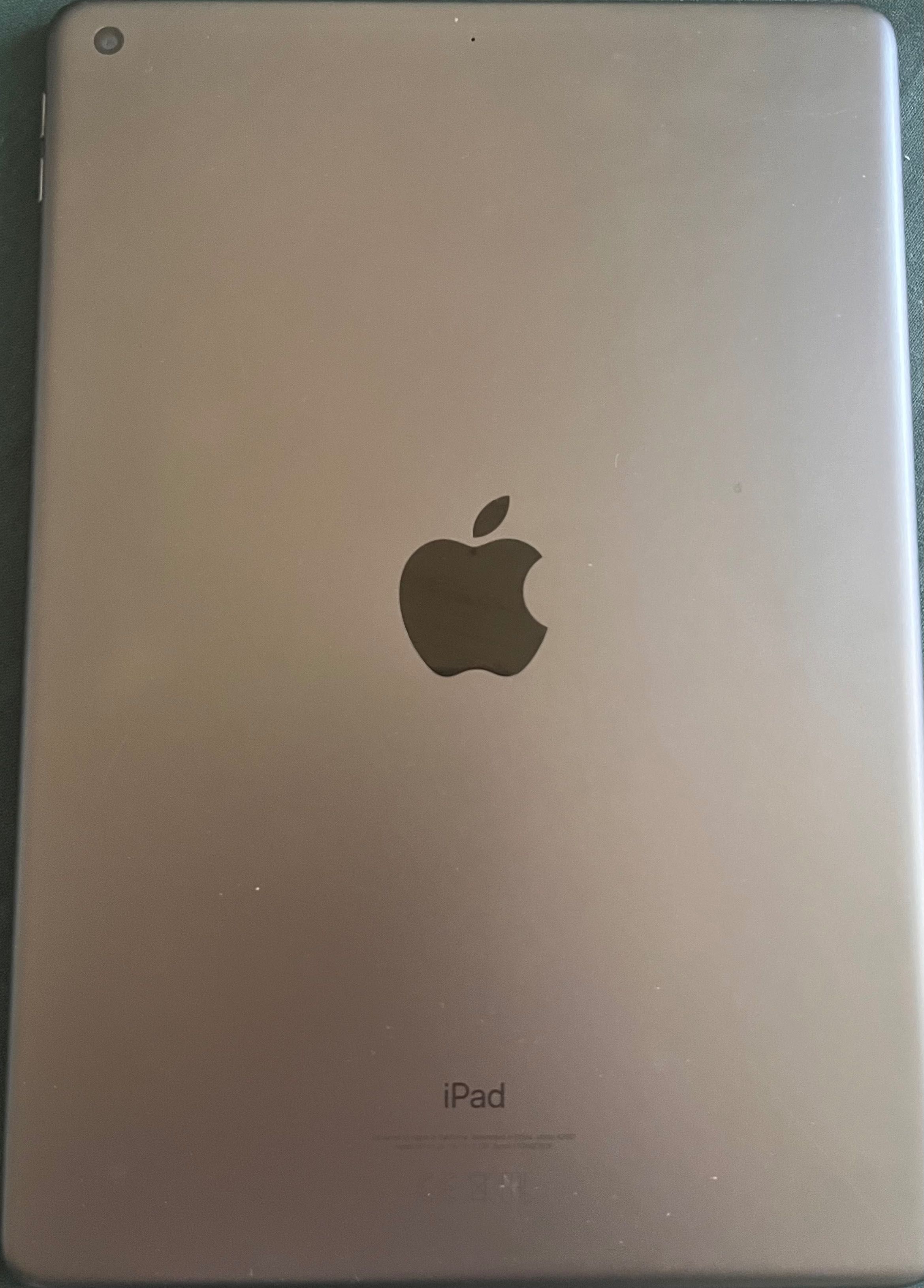 Б/У Ipad 9 10’2 (2021) 64 гб wifi Немає коробки та гарантії все працює
