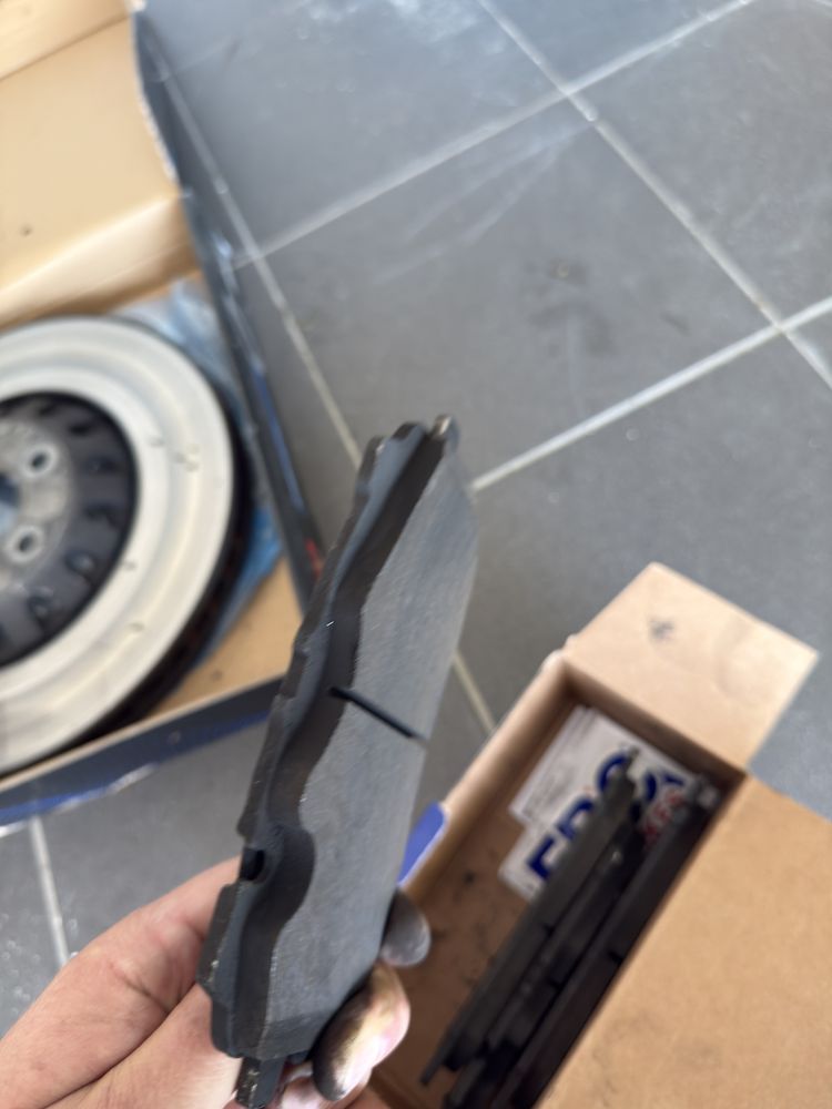 Tarcze hamulcowe oryginalne + klocki Audi q7 4m 375mm q8