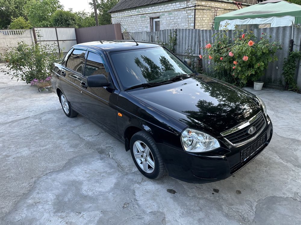 Продам LADA Priora 2013