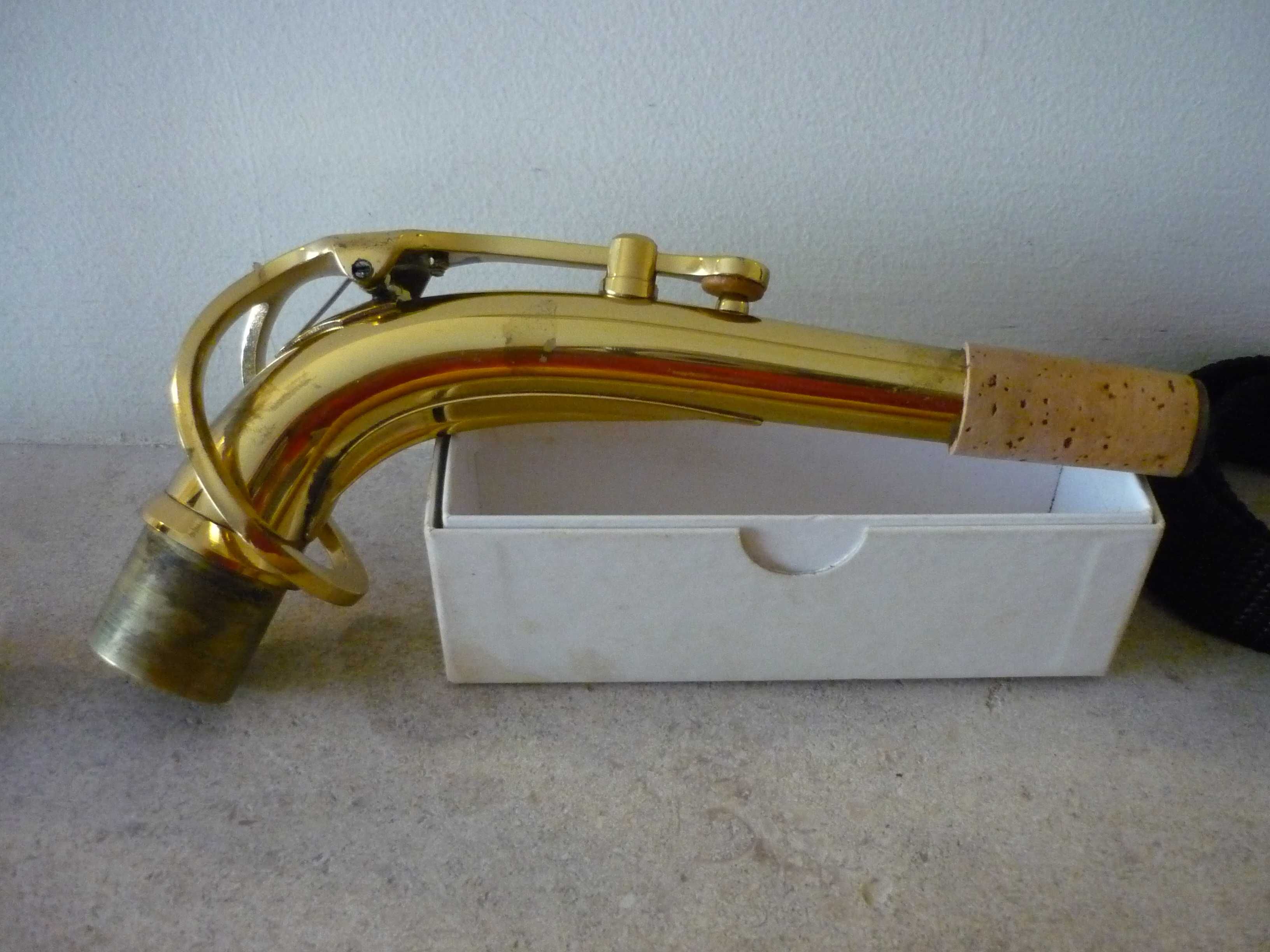 saxofone alto J Michaels