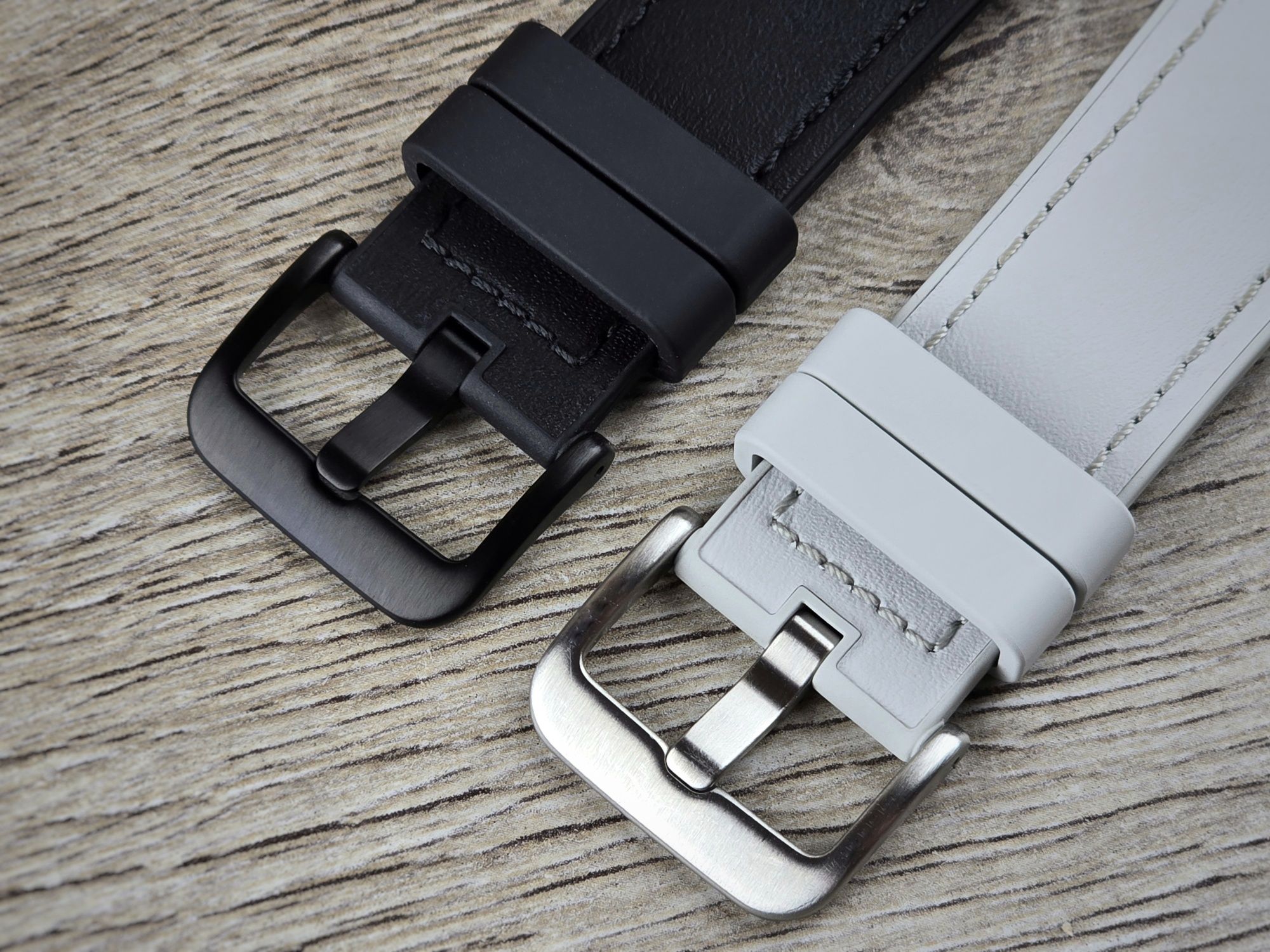Шкіряний ремінець Samsung Hybrid Eco-Leather Band One-Click (ET-SHR96)