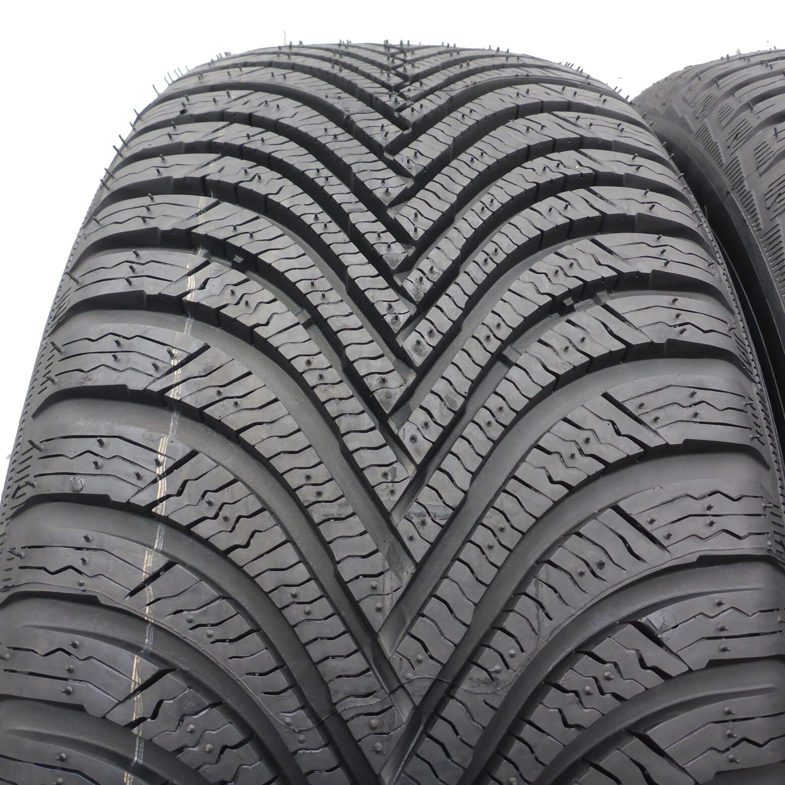 Opony 225/50/16 Michelin 225/50R16 96H XL Zimowe 2014 Nieużywane