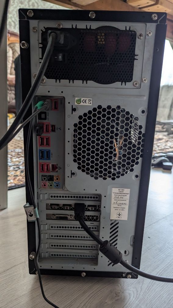 Стационарный компьютер:
Заголовок: Компьютер I7 2600K/ P67X / 24Gb DDR