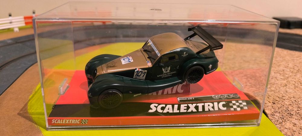 Slot car Scalextric - Morgan aero