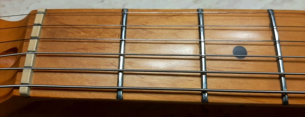 Gitara RocketMusic model stratocaster