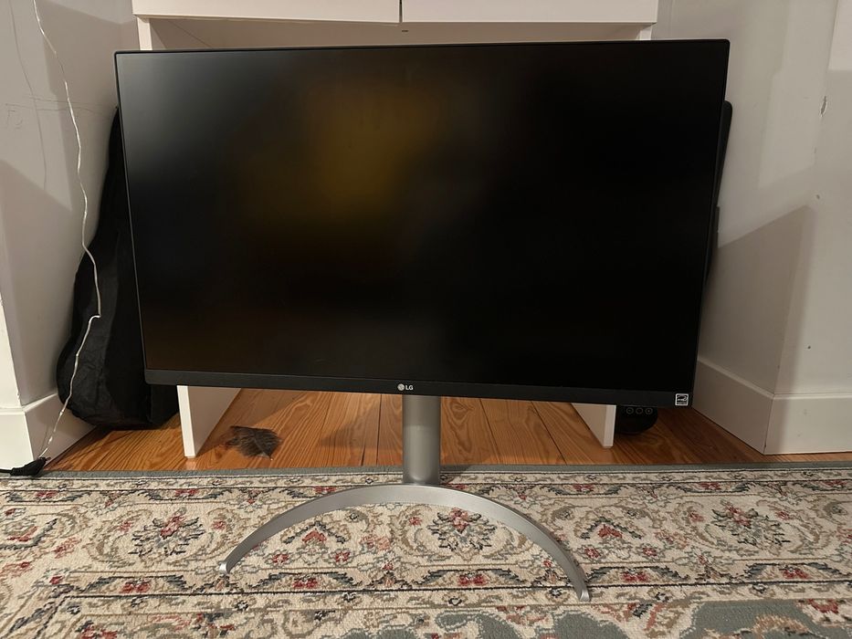 Monitor Profissional LG 27UP650-W (27”, 4K UHD, IPS, HDR400)