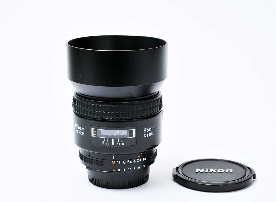 Nikon 85mm f/1.8 AFD