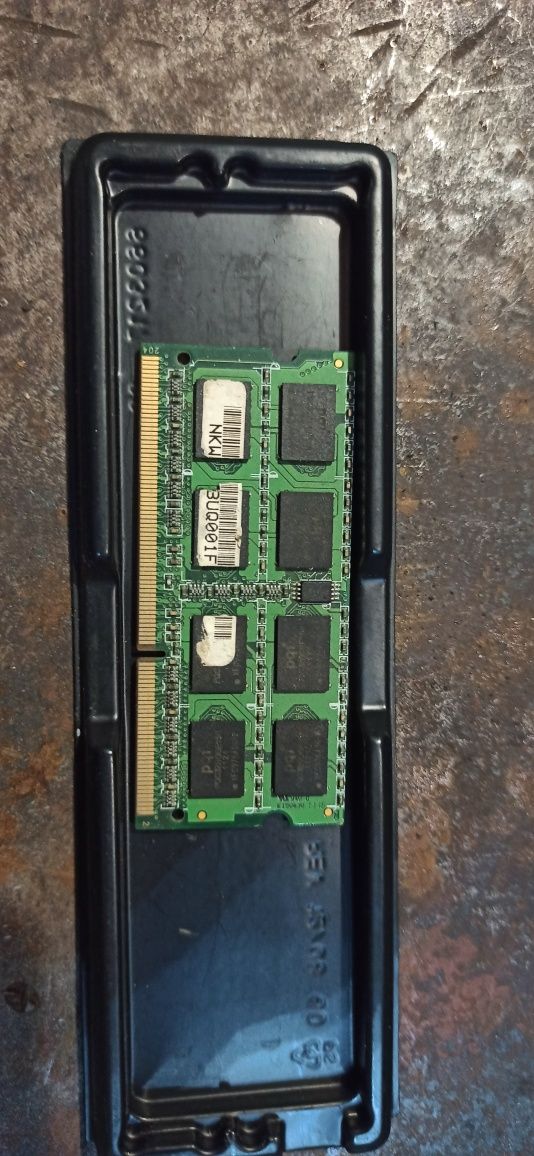 Оперативна пам'ять ноутбука HP 2GB DDR3