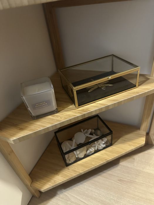 Estante madeira Ikea