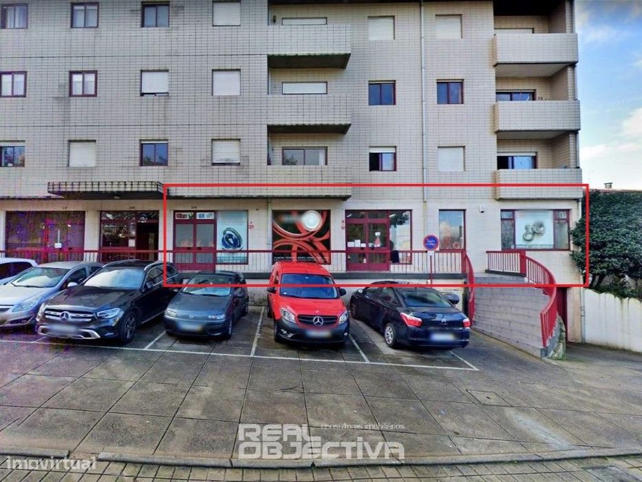 Loja c/ excelente visibilidade em S. Mamede de Infesta