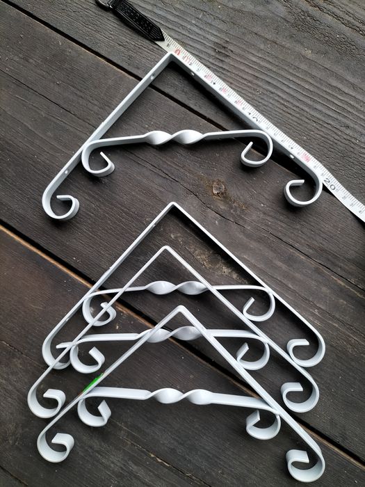 Mocowania, wsporniki metalowe do półek