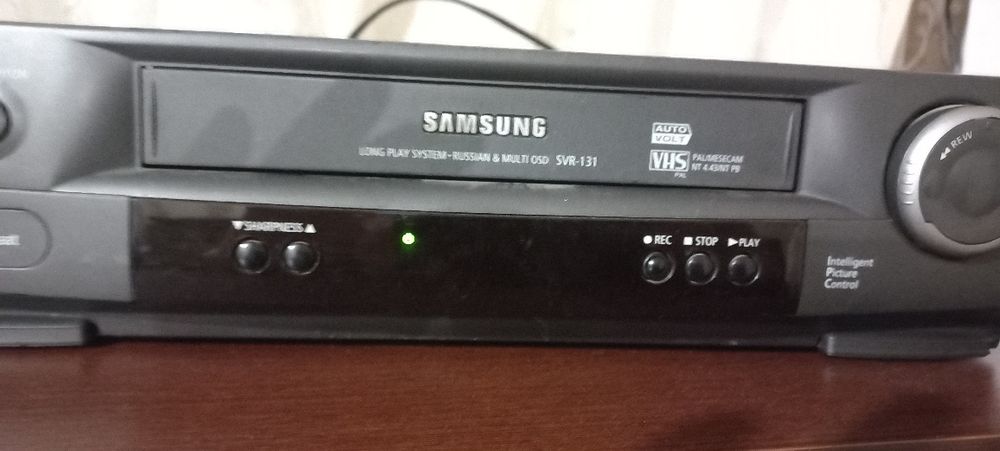 Продам відеомагнітофон Самсунг недорого