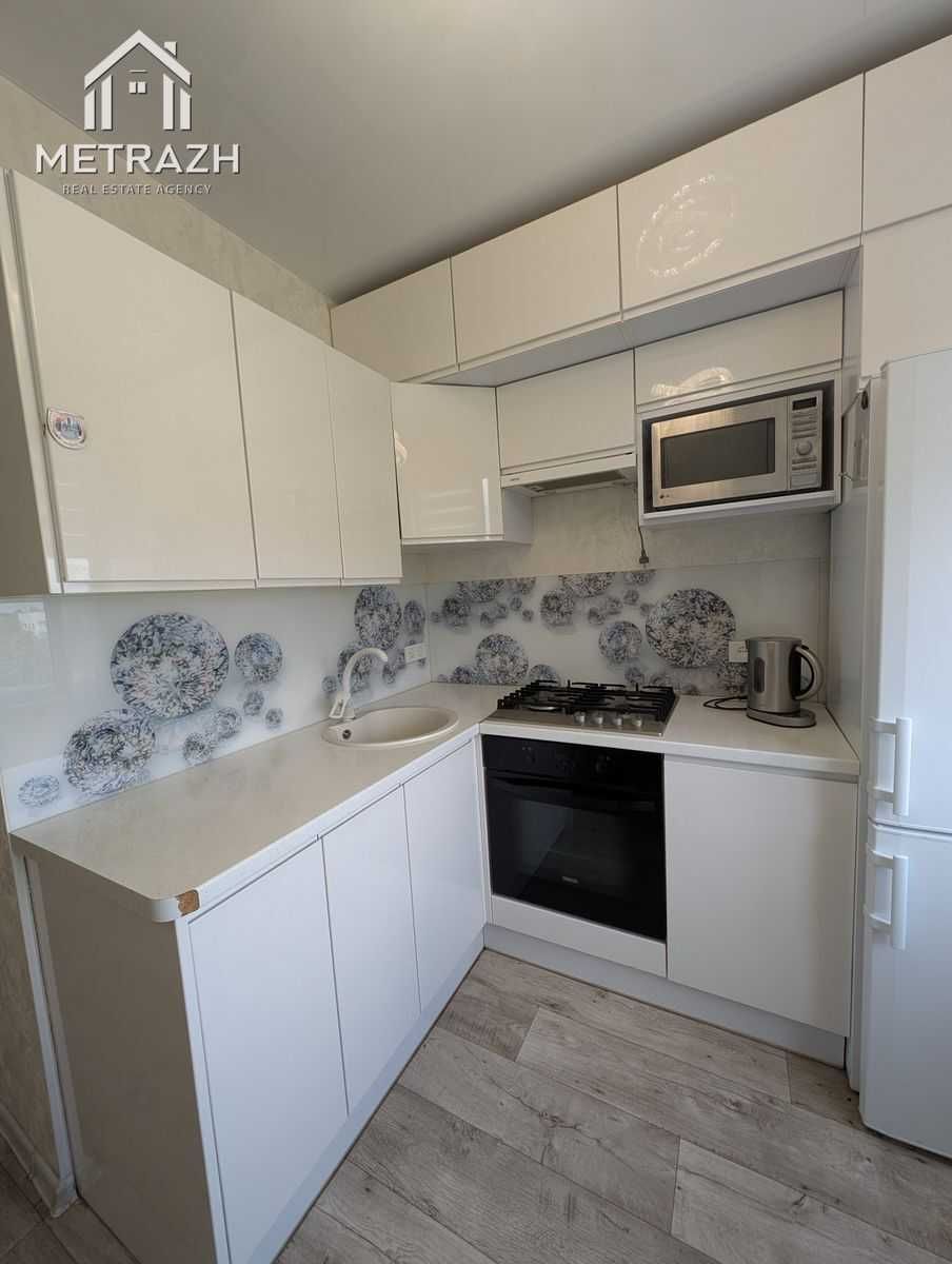 Продам 3 ком. квартиру на Тракторостроителей возле ТЦ Класс (88379)