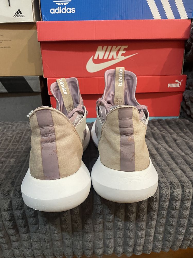 Жіночі кросівки Adidas Tubular 39(245мм) оригінал