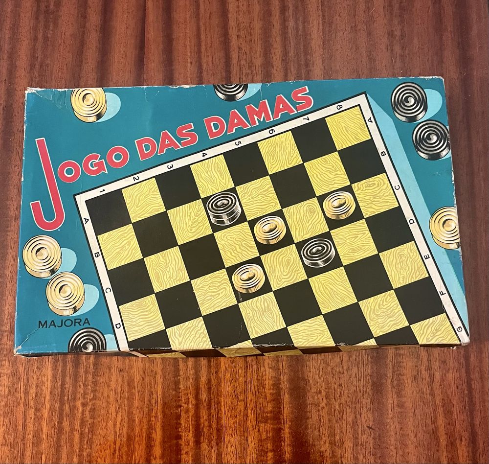 Vendo jogo de damas vintage